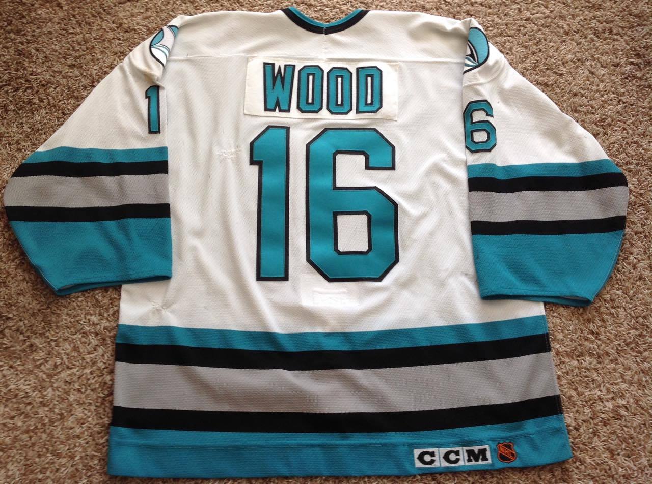 Got two customized jerseys from Actionspotssports : r/SanJoseSharks
